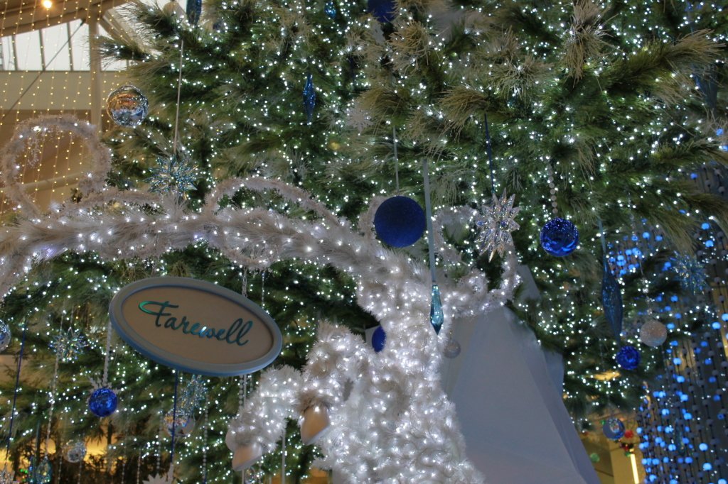 Light display metropolis at metrotown