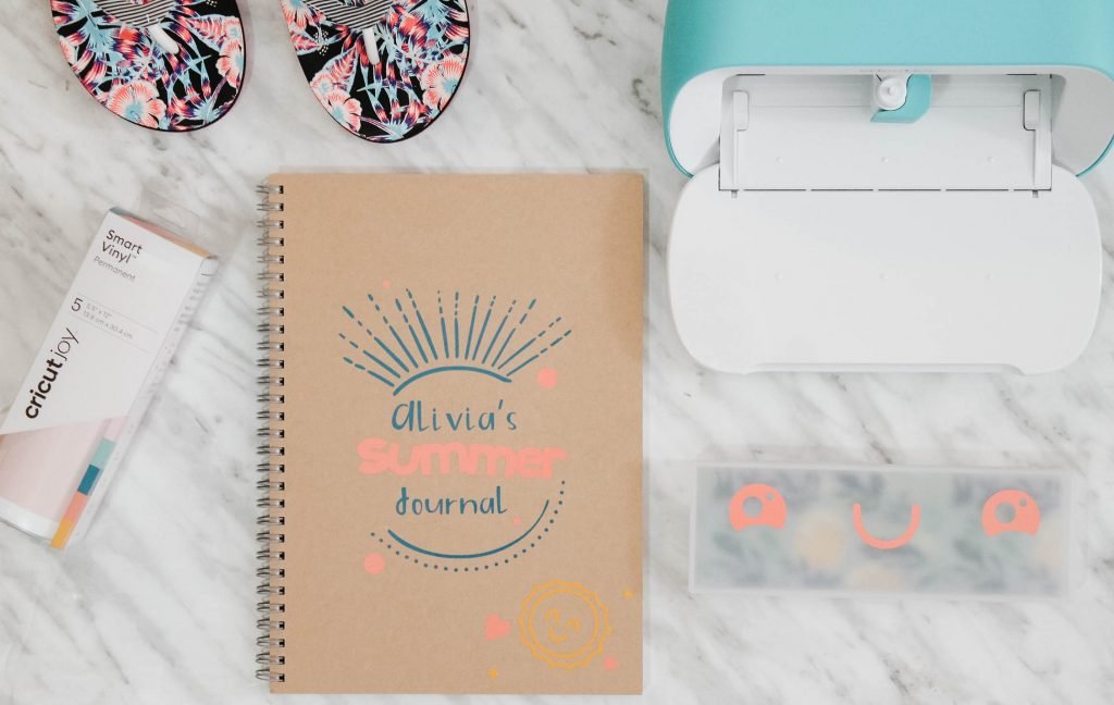 Easy Summer Journal DIY + More With Cricut Joy {First Impressions}